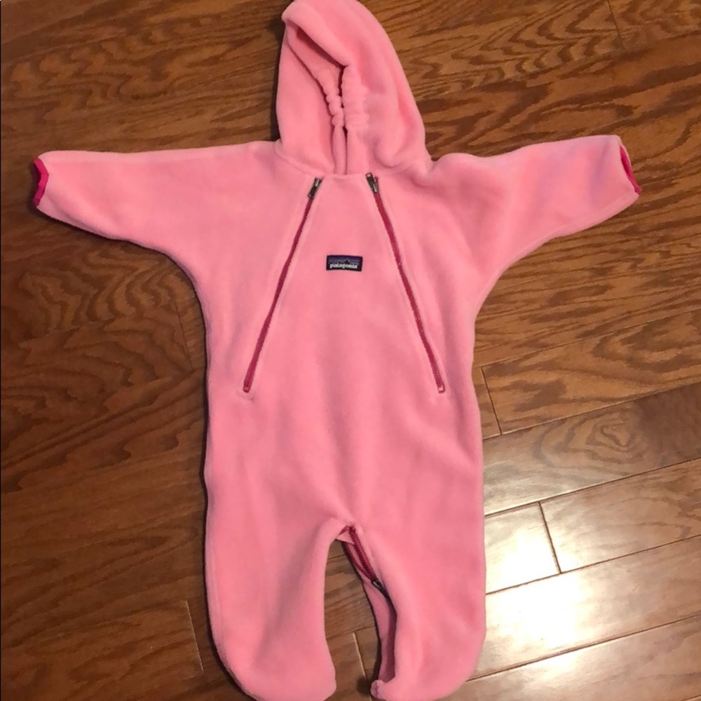 Patagonia infant girls fleece bunting